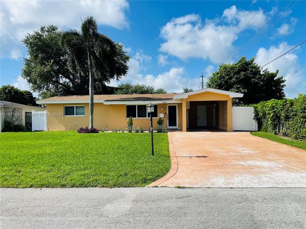 8520 NW 15th St