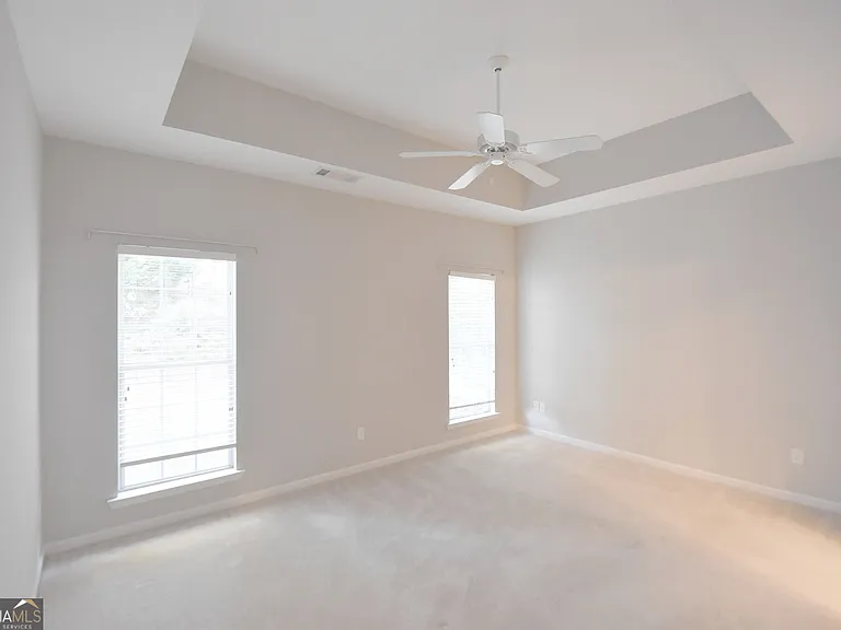 219 Turnbridge Cir — Photo 32