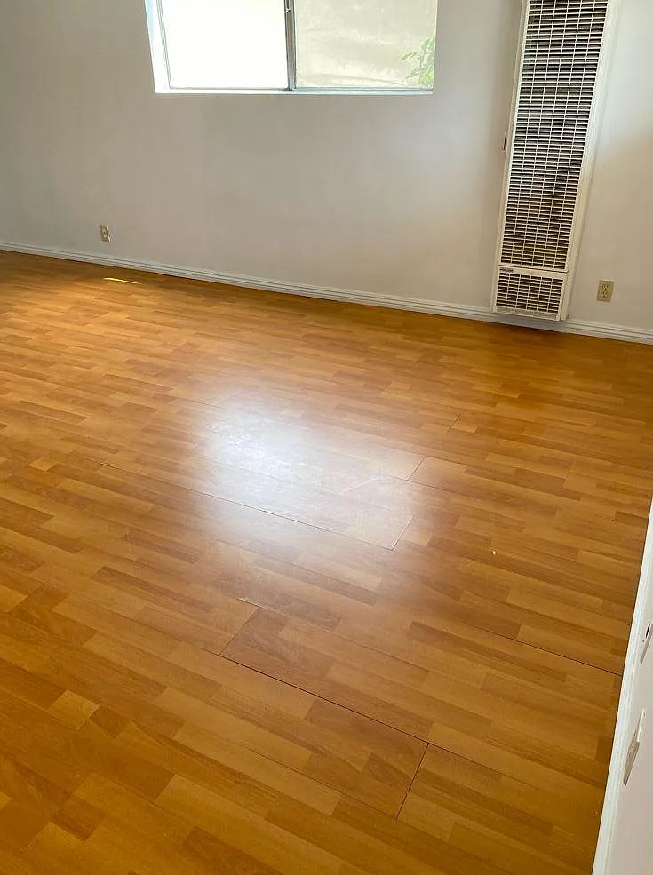 Studio, 350 sqft, $1,400 — Photo 4