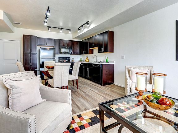 5th image of 9444 E 108th Ave #8491226