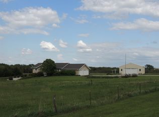 2332 Navajo Rd, Clay Center, KS 67432