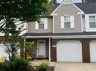 882 Pelican Bay Dr, Pineville, NC 28134
