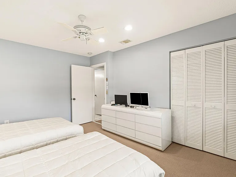 46 Stratford Ln W #D — Photo 21