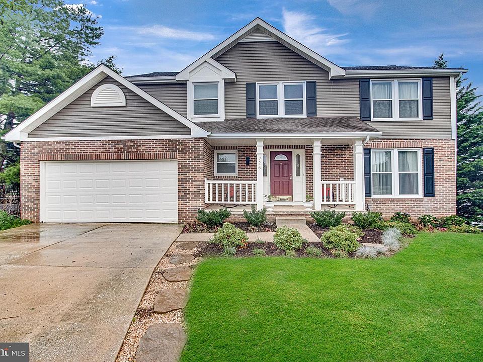 1st image of 726 Heston Ln