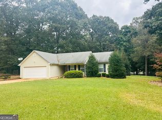 310 Jacobs Ln, Statham, GA 30666