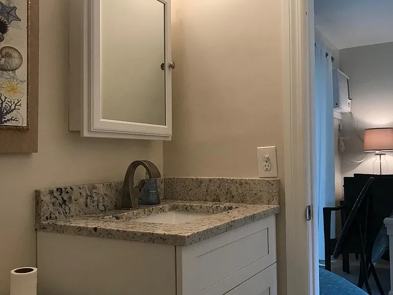 854 Bougainvillea Ln #4 — Photo 8