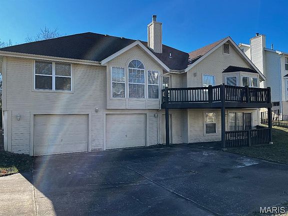 2nd image of 20 Ridge Mount Ct