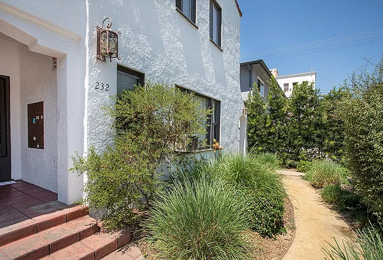 232 N Avenue 53 #5 — Photo 4