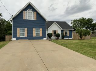 3024 Herman B Rader Dr, La Vergne, TN 37086