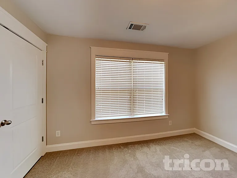 2435 Center Pointe Cir SW — Photo 15
