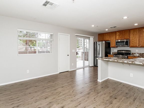 5th image of 2924 Trembling Hill Ave