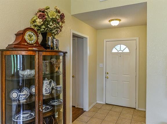 2nd image of 3149 Shady Grove Cir
