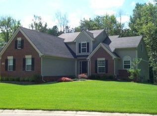 6032 Shadow Pines Ct, Howell, MI 48843