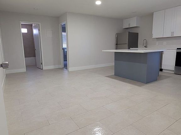 4th image of 1509 E Harmon Ave APT 103