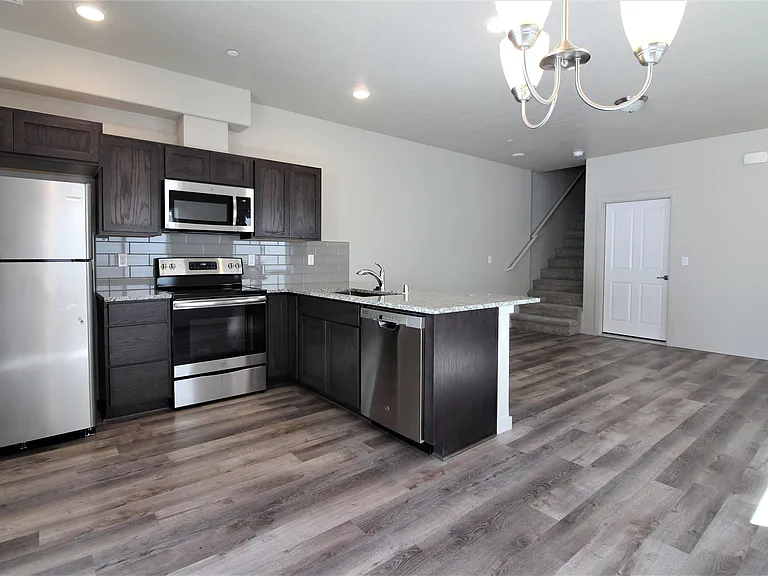 5772 W Albany Pl #120 — Photo 3