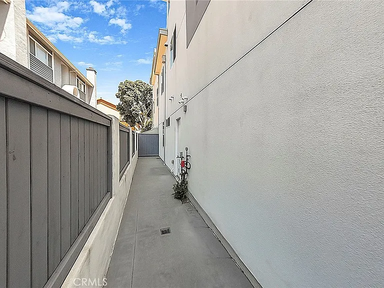 2119 Grant Ave #B — Photo 26