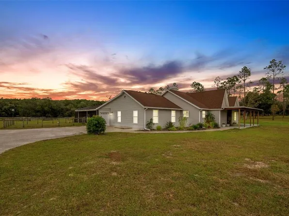 17533 Hyland Ln, Dade City, FL 33523