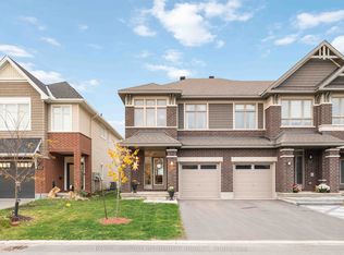 221 Finsbury Ave, Ottawa, ON K2S 2X9