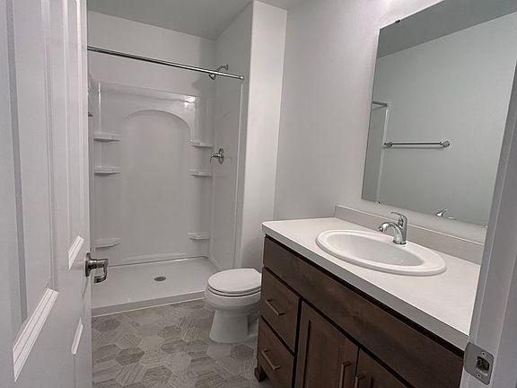 5th image of 889 60th Ave W #891-B