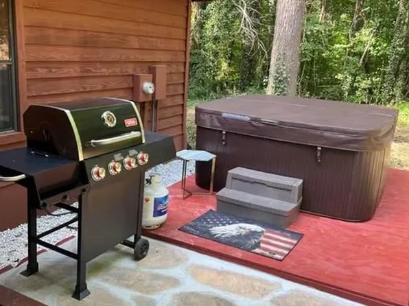 162 Pineridge Dr, Mooresville, NC 28115