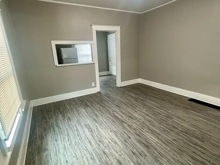 1214 Dresden Ave — Photo 5