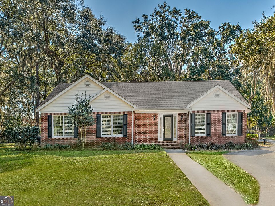 1st image of 61 River Bend Dr
