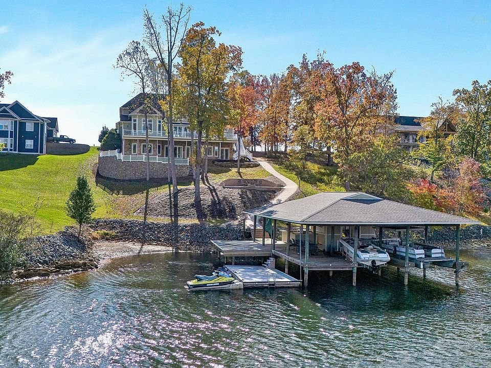 1st image of 803 Compass Cove Cir