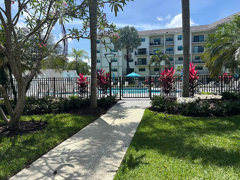 900 River Reach Dr #521 — Photo 36
