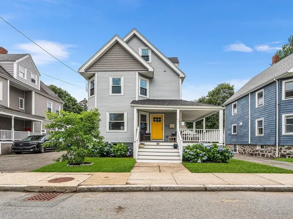 24 Cass St, Melrose, MA 02176
