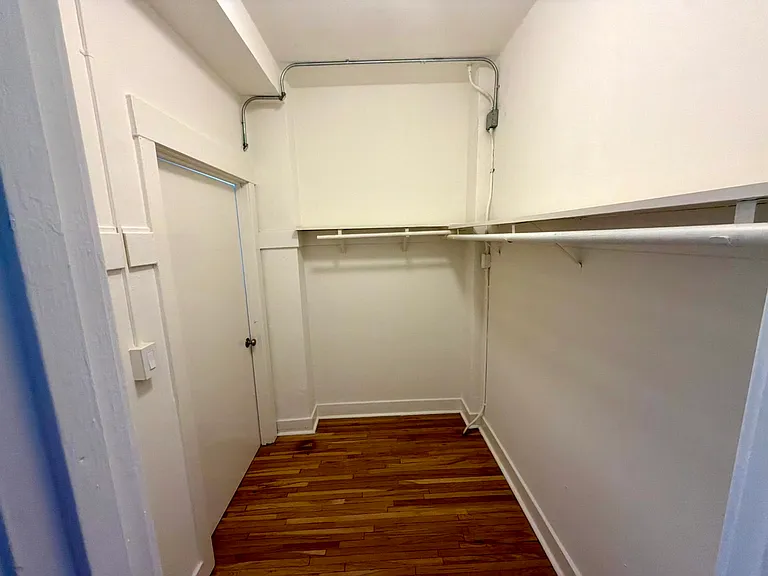 2480 Washington Street — Photo 7