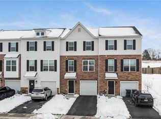 4928 Brookside Ct, Coopersburg, PA 18036