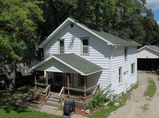 122 Grove Ave, Alma, MI 48801