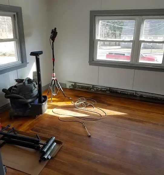 469 N Main St — Photo 5