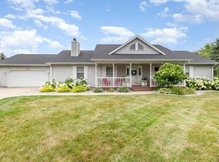 11081 Garden Rdg, Freeland, MI 48623