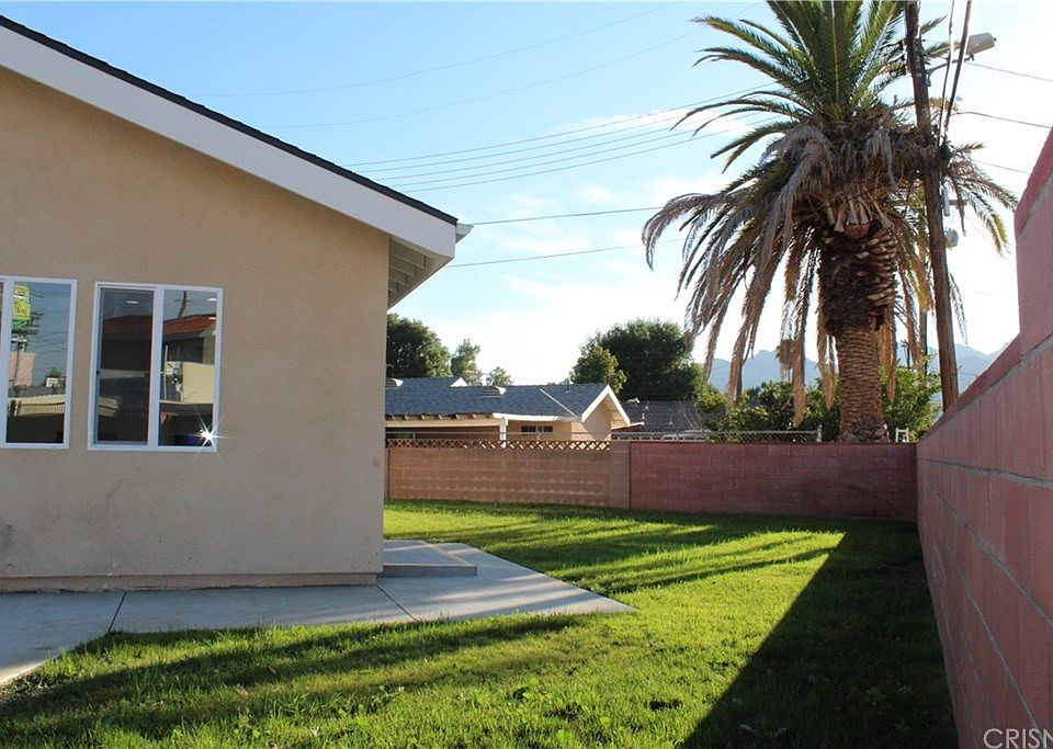 1st image of 21733 Tuba St