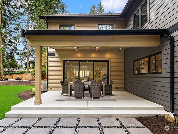 5th image of 12527 NE 32nd Street