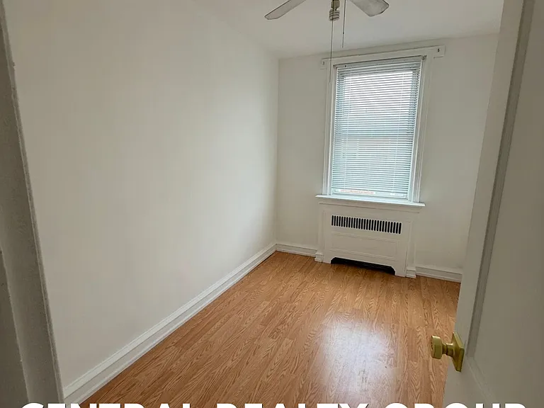 4220 Aldine St — Photo 5