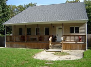 217 Magnolia Dr, Selden, NY 11784