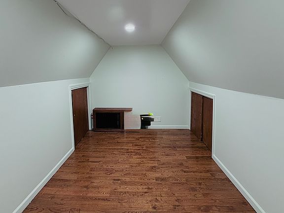 3rd image of 9424 115th St Floor 3