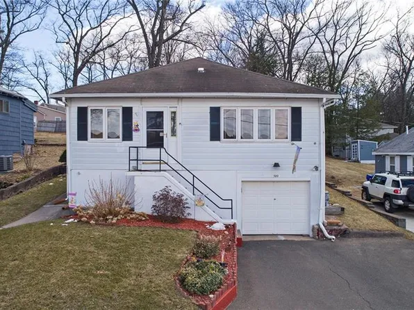 340 Halladay Dr, West Suffield, CT 06093