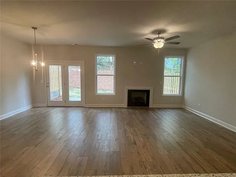5122 Hillington Way — Photo 2