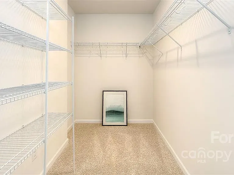 131 Creekview Rd — Photo 15