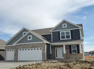 375 Carrick Glen Blvd, Pendleton, IN 46064