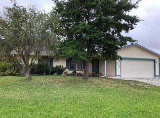 1114 SW Hogan St, Port Saint Lucie, FL 34983