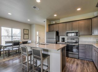 704 S Hemlock St, Gardner, KS 66030