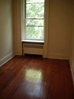 Rented by Frank Valvo Real Estate | media 31