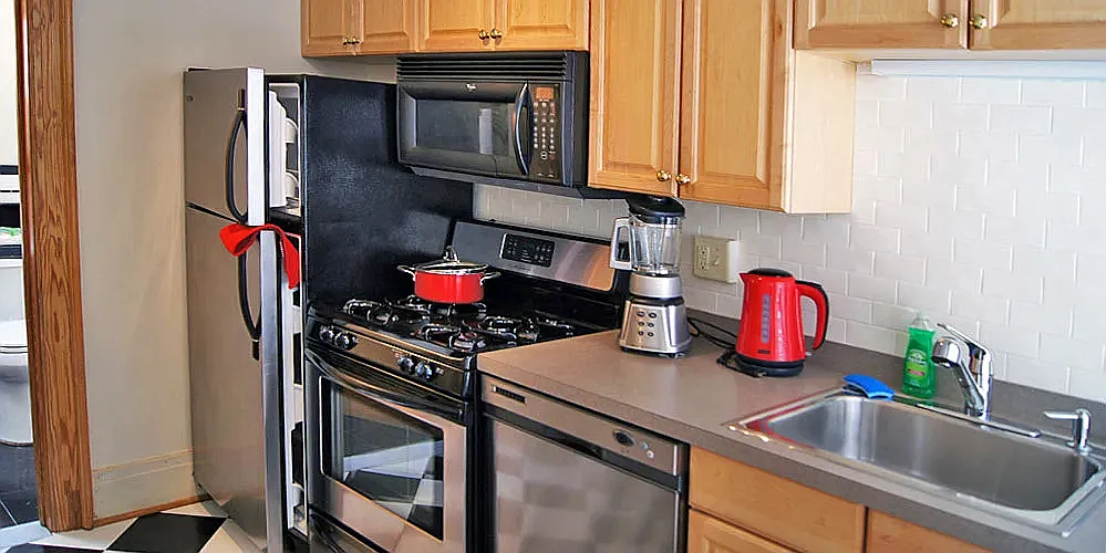 The Elmwood Village Apartments — Photo 1