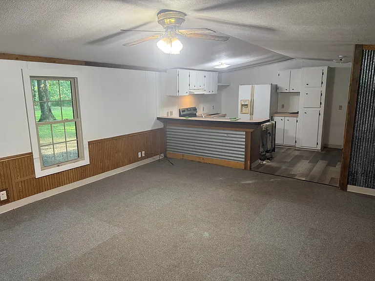 918 Cedar Haskell St — Photo 2