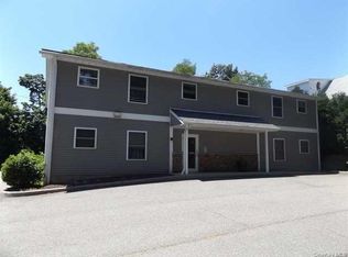 4 State St #1, Beacon, NY 12508