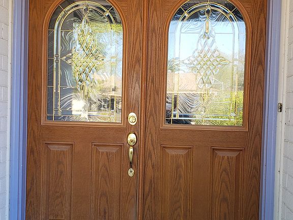 5th image of 1883 E Flores Dr